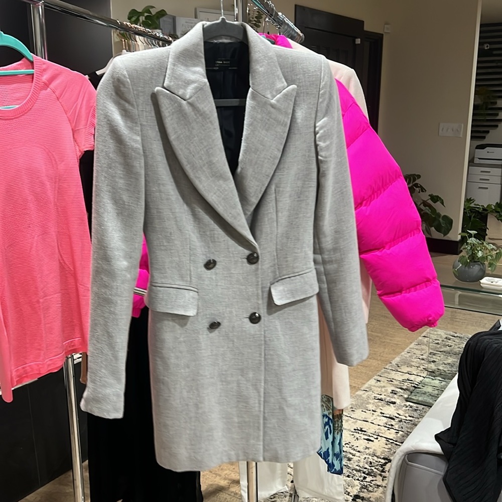Elegant Gray Double-Breasted Women's Coat